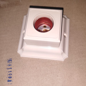 fitting lampu plafon broco