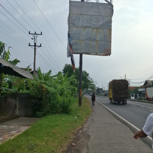 Perbaikan Baliho  Papan  Informasi Jl. Suprapto Kabupaten Pekalongan