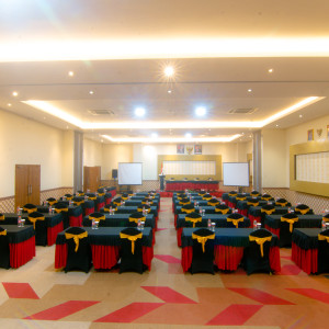 SEWA RUANG, SNACK BOX DAN LUNCH BOX