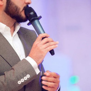 Pengisi Acara Paket MC / MODERATOR / PEMATERI