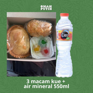 Kue Box 3 Macam + Air Mineral 550ml