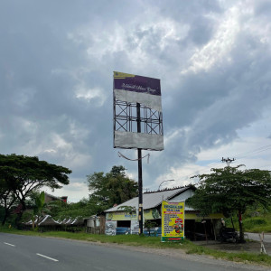 PEMASANGAN BALIHO PAPAN  INFORMASI JALAN LINGKAR UTARA KABUPATEN KUDUS