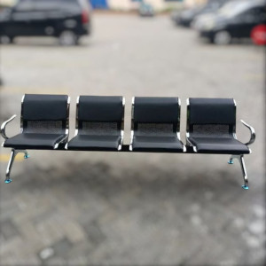 Kursi Tunggu 4 Seater - Hitam
