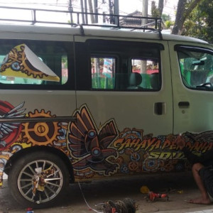 SS Cutting Stiker Mobil Daihatsu Granmax (Custom)