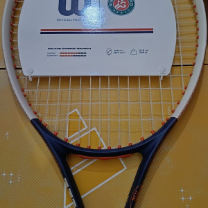 Raket Tenis WILSON ROLAND GARROS TRIUMPH