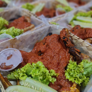 Ayam panggang bumbu rujak