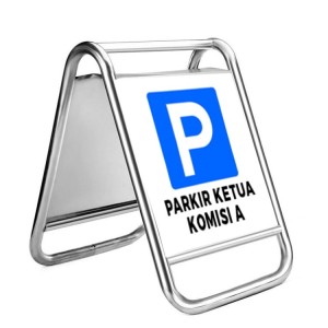 Papan Informasi Tanda Parkir