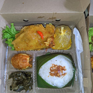 Nasi Kotak Paket 7 Lodho