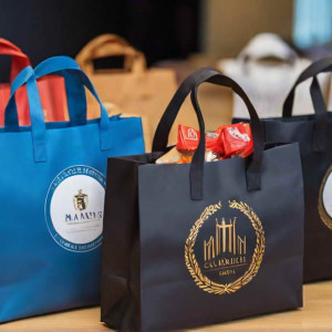 goodie bag, sovenir (tali asi)