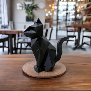 Patung kucing geometris