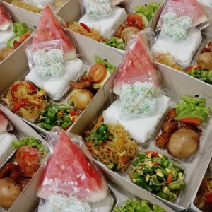 Nasi Box #5 Ayam Saos Asam Manis