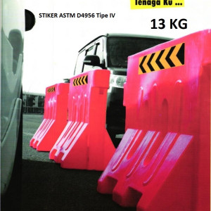 Road Barrier 13 kg Stiker ASTM D4956 Type IV