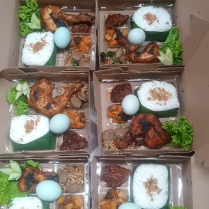 Nasi Kotak Ayam Jawa bumbu Bakar