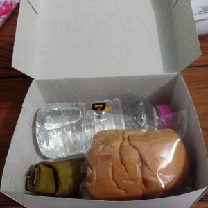 MAKANAN DAN MINUMAN-MAKANAN RINGAN-SNACK