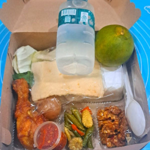 nasi dos lengkap