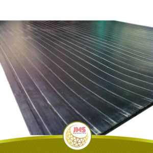 Karpet Karet Kandang