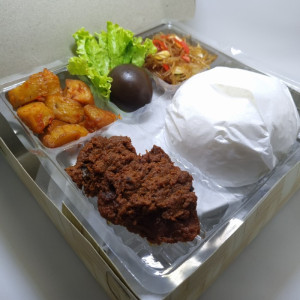 PAKET NASI KOTAK
