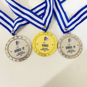 Medali logam Finisher Laki Laki