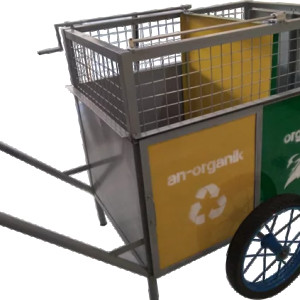 Gerobak Sampah Pilah / Sekat