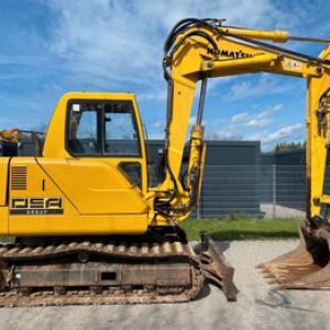 Excavator Kecil Komatsu PC-75