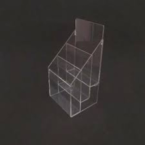 Tempat Brosur Akrilik Lokal