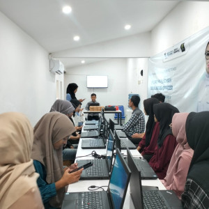 Pelatihan Komputer Managemen Staf