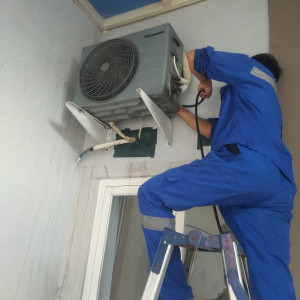 Penggantian Kapasitor Fan Outdoor Include Jasa (0.5-1 Pk)