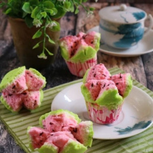 Bolu kukus semangka