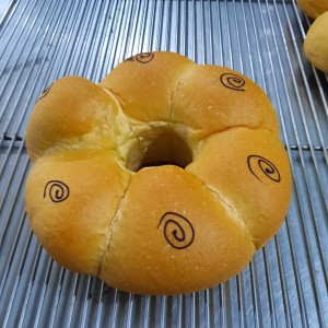 ROTI SAE RING COKLAT