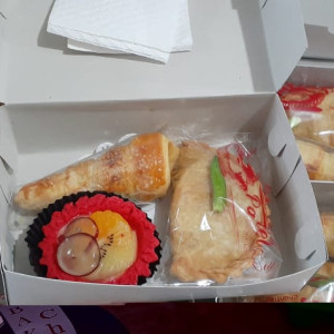 Paket Snack Box 4