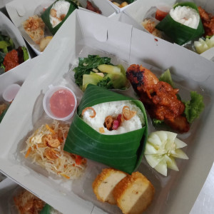 Nasi Kotak F