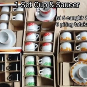 1 Set Cangkir dan Tatakan