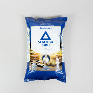 Bogasari Tepung Terigu Segitiga Biru Premium 1 kg