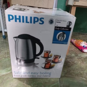 Teko Listrik / Ketel Listrik Kap 2 Liter - Philips