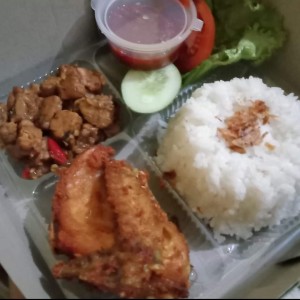 Paket nasi box