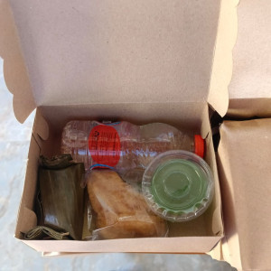 Paket snack dus + air minum