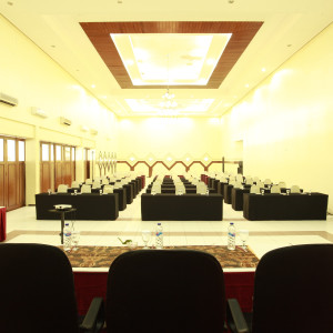 HALFDAY MEETING PACKAGE (1 PAX)