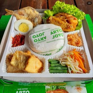 Nasi Kotak Arto Joyo Nasi Gudangan