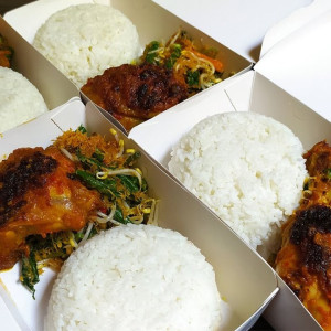 NASI URAP AYAM BAKAR