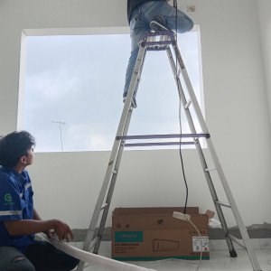 Layanan pasang AC dan perlengkapan 1/2 -1PK