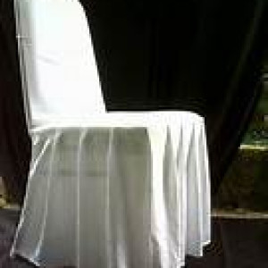 SEWA KURSI DAN SARUNG