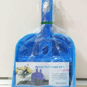 Sapu dan Serok Mobil