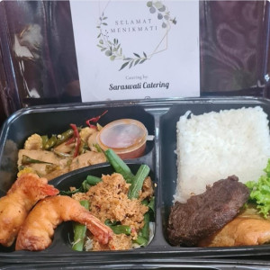 Nasi box ayam goreng