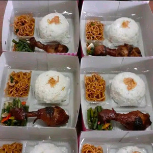 Nasi Box Paket B