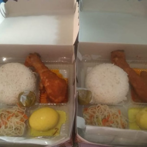 Nasi Kotak ( Ayam+Telur+Bihun)