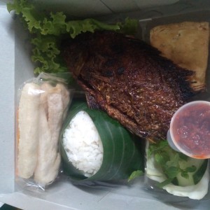 Paket nasi box 3