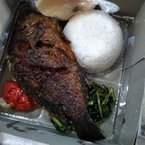 Nasi Box Ikan Bakar
