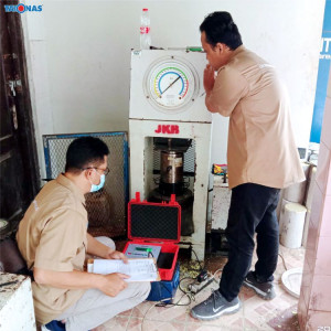 Pemeliharaan Rutin Alat Laboratorium