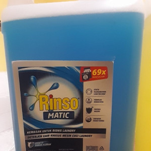 Detergen Rinso Matic Cair 4,5L