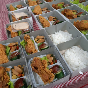 Paket Makan 12
